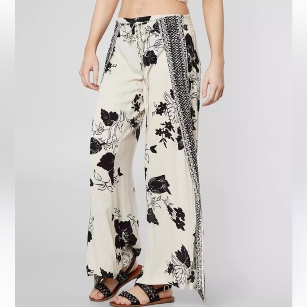 Billabong Black and White Floral Wide Leg Pants